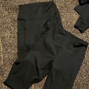 Arie and American eagle legging